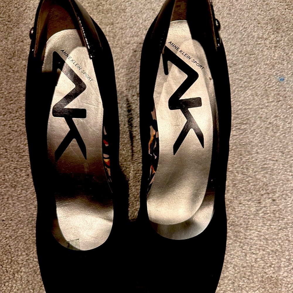 Anne Klein soft fabric wedge